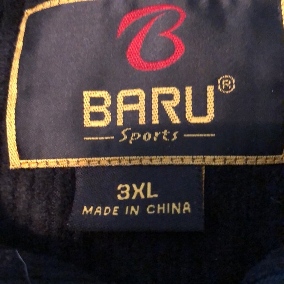 Baru sports.    Size 3XL.  Black Vest.  (Man) - Picture 6 of 12